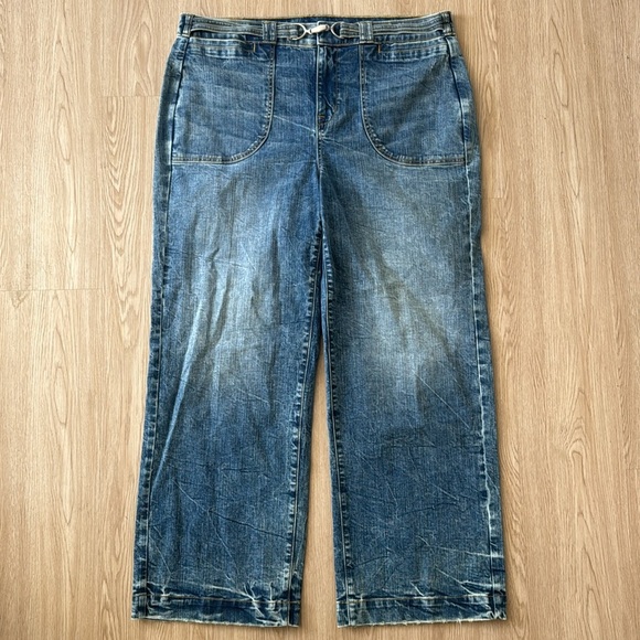 Torrid wide leg stretch vintage wash jeans nwot - Picture 4 of 5